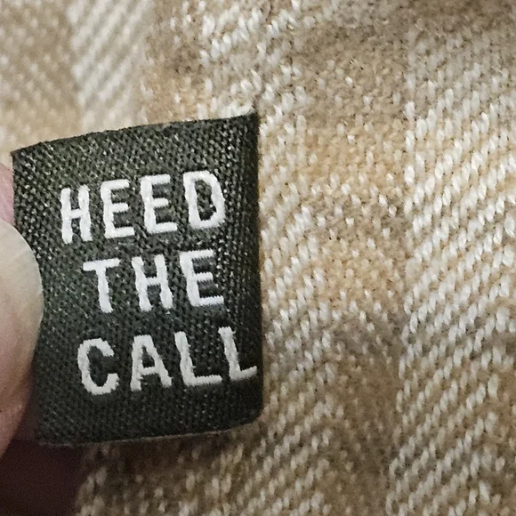 Howler Brothers Harker’s Flannel - Kempton Plaid Taupe - Men’s Medium - Picture 4 of 11